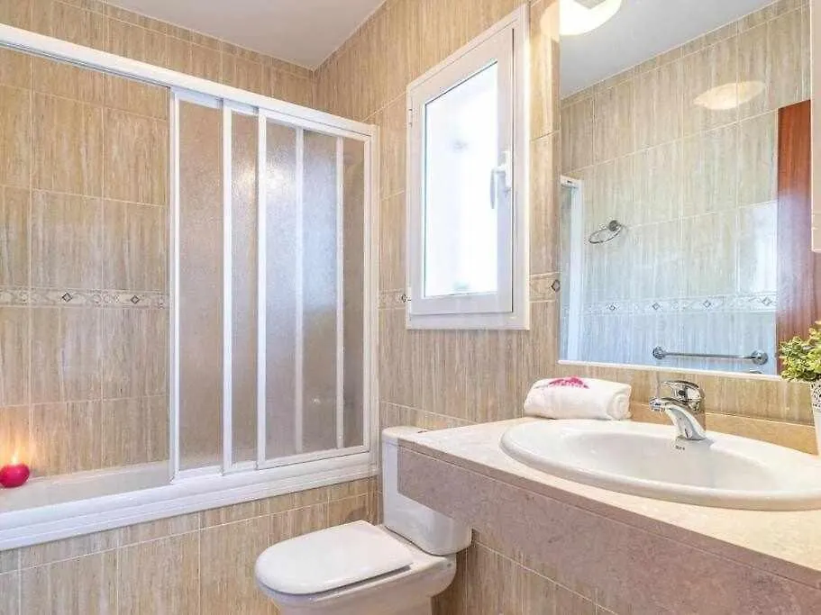Joouvacations Villa Pani Empuriabrava Spain